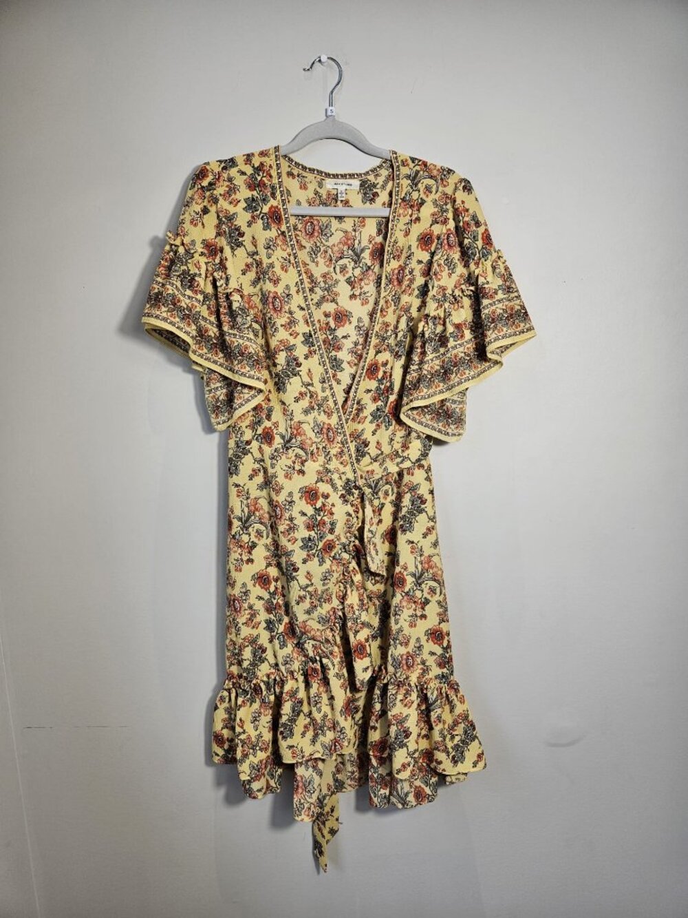 Max Studio Floral Ruffle Dress Small - Picture 2 of 4